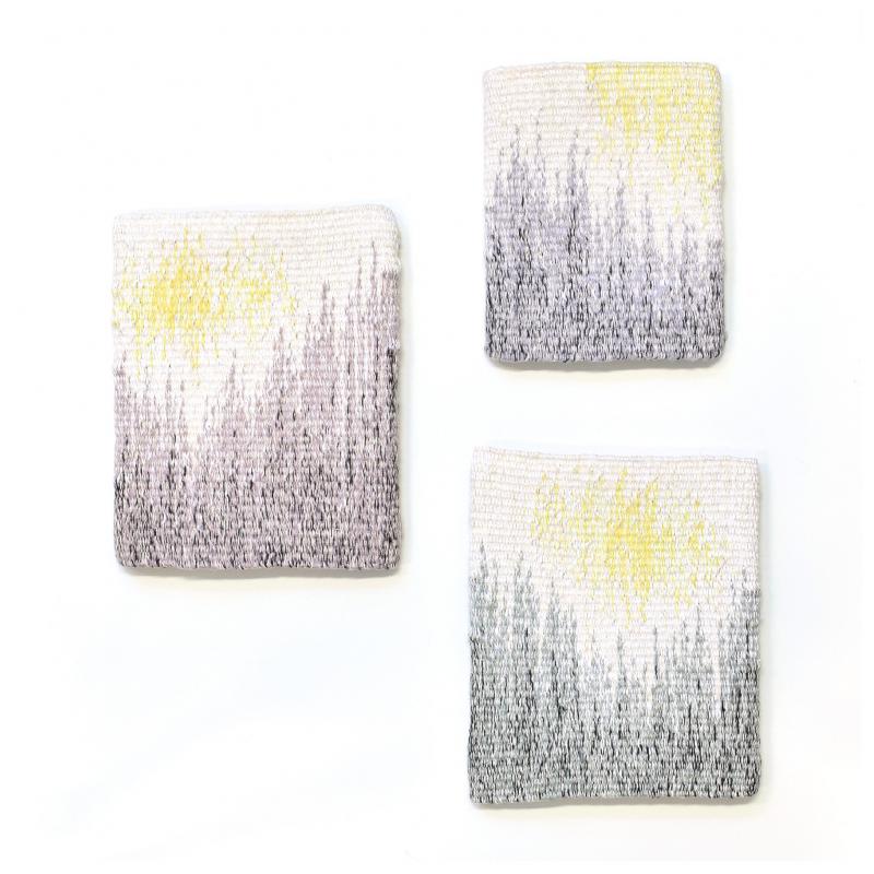 Sanna Nummi, Talvipäivä I-III, kuvakudos/pellava, puuvilla ja viskoosi, 11x14cm,  14x16cm ja 14x17cm, 2021-2022
